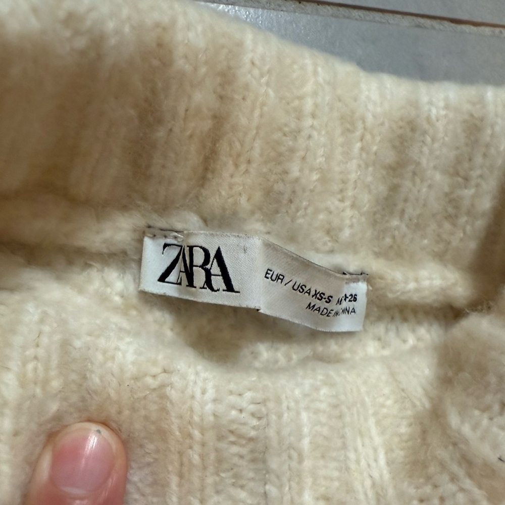 Zara Cream cropped Cowl Neck Chunky Knit Sweater - Picture 9 of 9